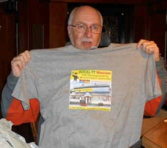 Sip pr�sentiert das Museums-T-Shirt